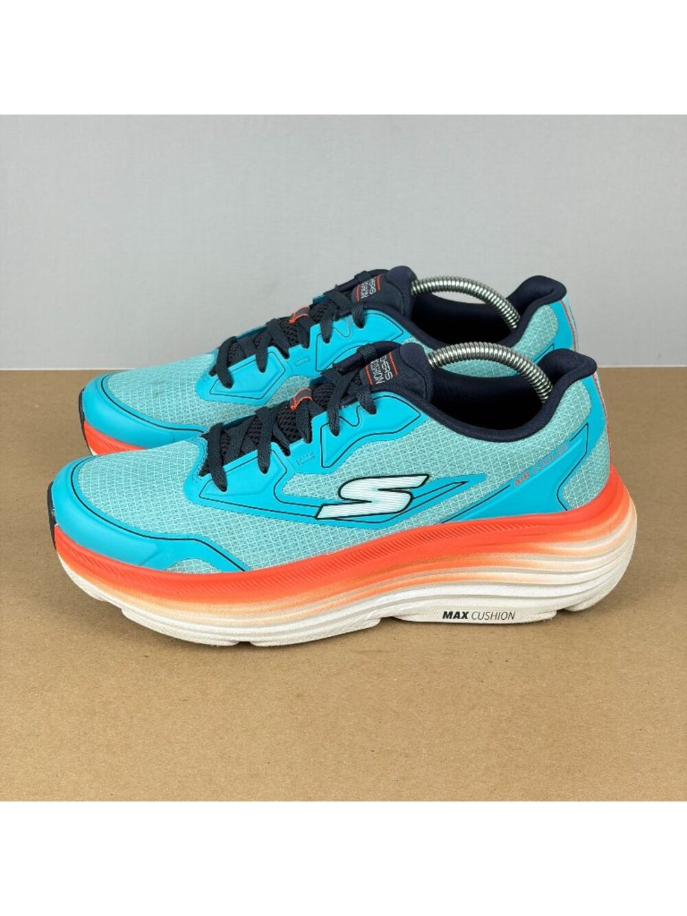 Skechers Max Cushioning Endeavour Athletic Shoes Mens 10 Blue Orange Breathable